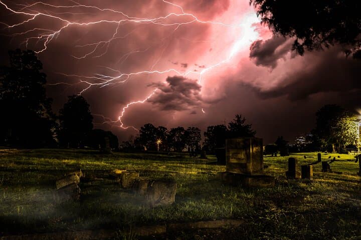 Raleigh Ghosts & Ghouls Walking Tour — Rust, Rebels & Ruins Guide photo 3
