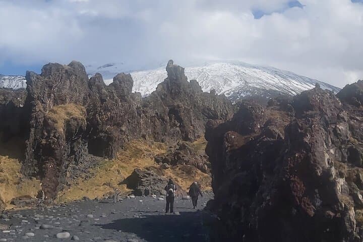 Snæfellsnes Peninsula Private Tour: Kirkjufell, Lava Fields & Seal Beaches photo 6