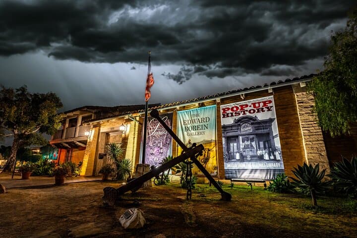 Santa Barbara Ghost Walk: Haunted Historic Sites & Courthouse Lantern Tour photo 3