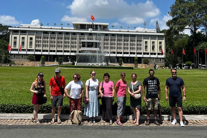 Cycle Saigon: Private 4–6 Hour Ho Chi Minh City Sightseeing Bike Tour photo 5