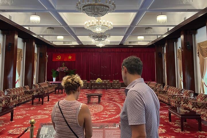 Cycle Saigon: Private 4–6 Hour Ho Chi Minh City Sightseeing Bike Tour photo 6