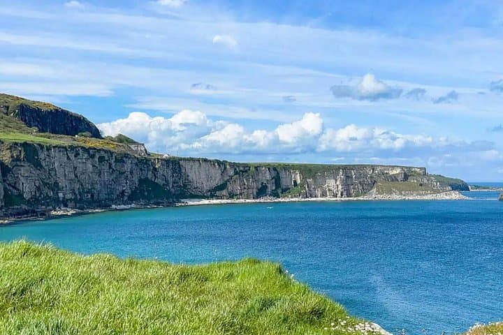 Giants Causeway Private Day Tour from Belfast: Carrick-a-Rede, Dark Hedges & Bushmills photo 6
