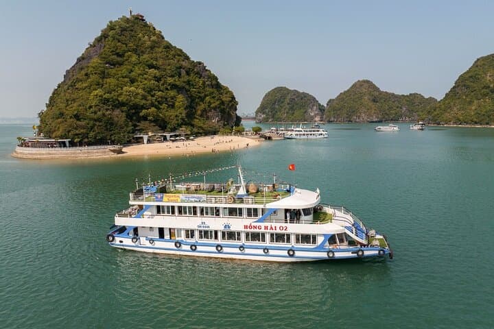 Hanoi to Ninh Binh and Halong Bay: 2-Day Overnight Tour Guide photo 3