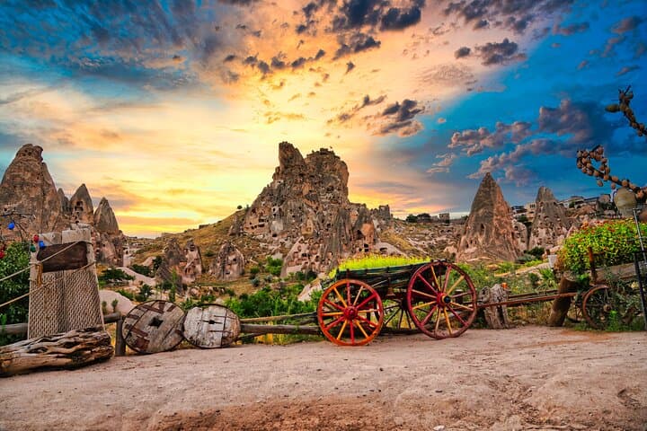 One-Day Red Tour in Cappadocia: Uchisar, Devrent, Özkonak & Avanos Highlights