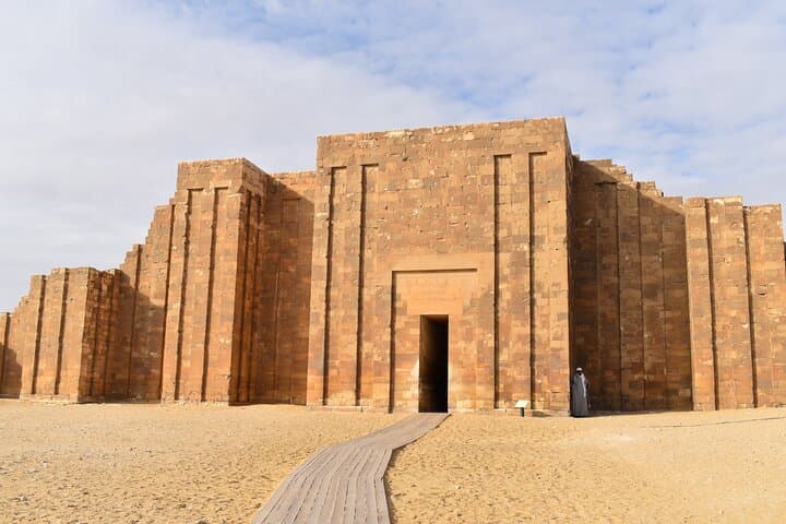 Full-Day Giza Pyramids, Sphinx, Saqqara & Memphis Tour: Insider Guide photo 6