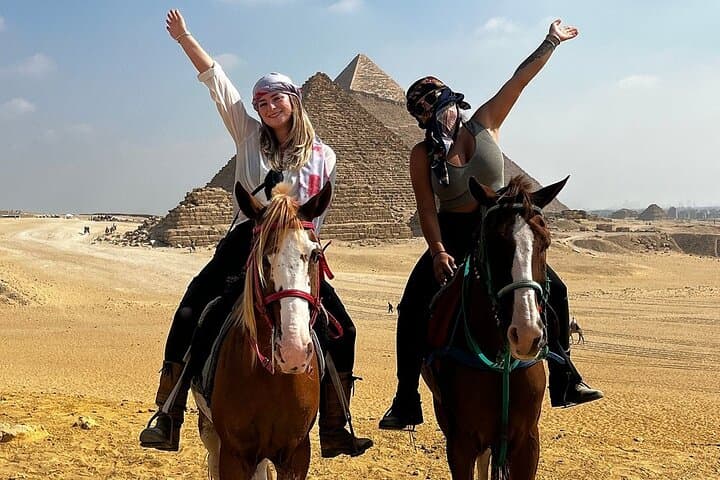 Private Giza Pyramids Tour: Sphinx, Camel Ride & Inside the Third Pyramid