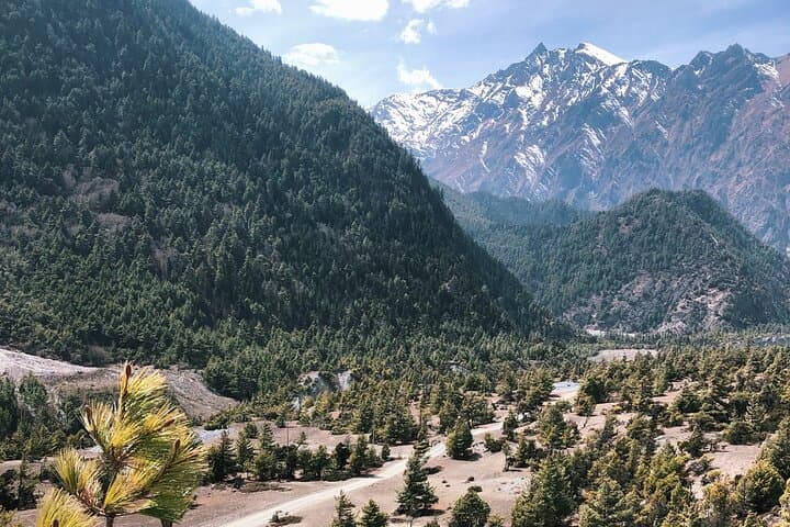 Private Guided Day Hike on the Annapurna Circuit photo 3