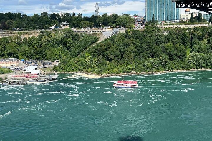 Niagara Falls Private Day Tour from New York City: Full-Day Road Trip to the Falls photo 2