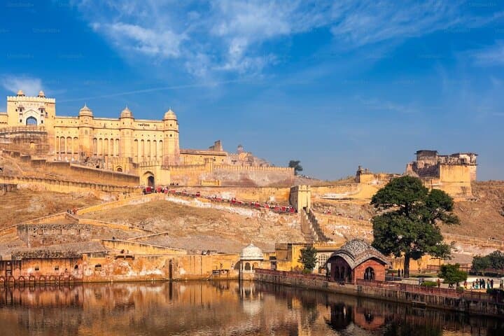 Private 2-Day Jaipur Heritage Tour: Forts, Palaces & Local Markets photo 3