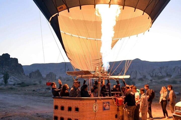 Sunrise Hot Air Balloon Ride Over Luxor: Float Above Temples and the Nile photo 5