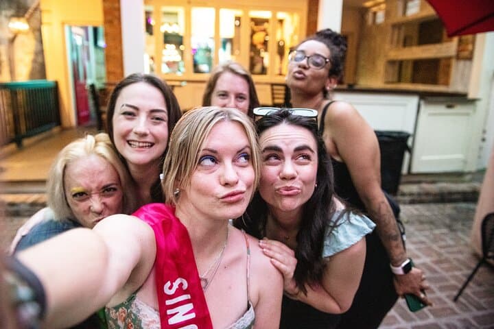 Williamsburg Ghosts and Brews: Haunted Pub Crawl on Duke of Gloucester photo 4