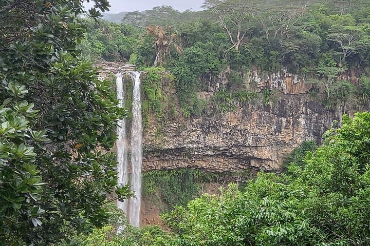 Southwest Mauritius Day Tour — Chamarel, Black River Gorges & Grand Bassin photo 2