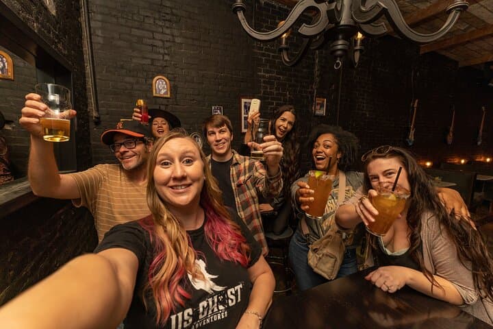 Miami Boos and Booze Haunted Pub Crawl — South Beach Ghosts & Local Bars photo 3