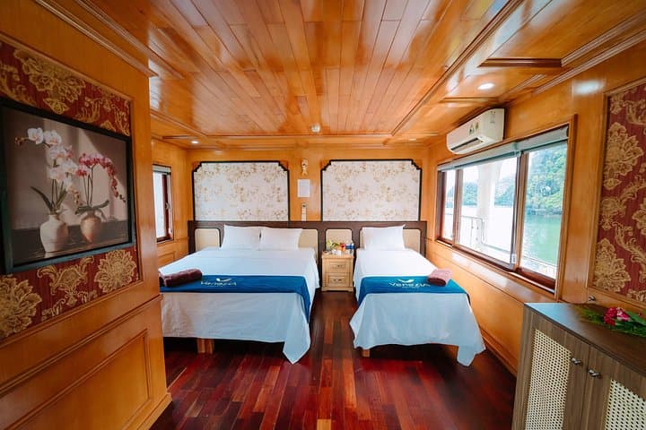 2D1N Lan Ha Bay Cruise: Kayaking, Biking & Viet Hai Village Experience photo 3