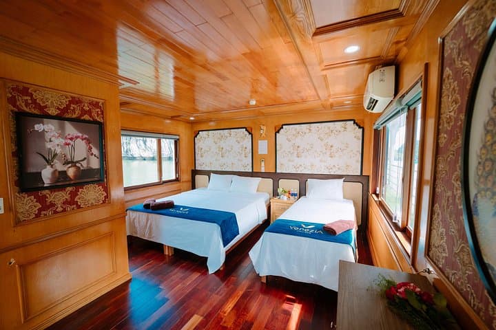 Lan Ha Bay Venezia Cruise: Small-Group 2-Day Boat Cruise from Hanoi photo 2