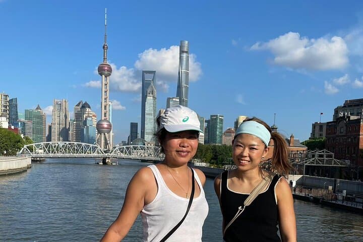 Pedaling Shanghai: 3-Hour Bike Tour with Coffee Break through the Bund & French Concession photo 6