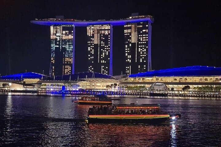 Private Customized Singapore Walking Tour — 3–8 Hour Local-Led City Walk photo 3
