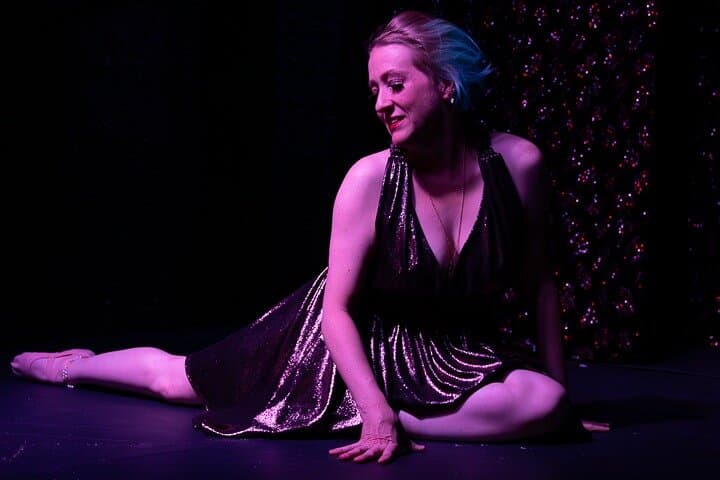 Chicago Peep Show: Burlesque, Comedy & Magic for a Wild Night Out photo 2