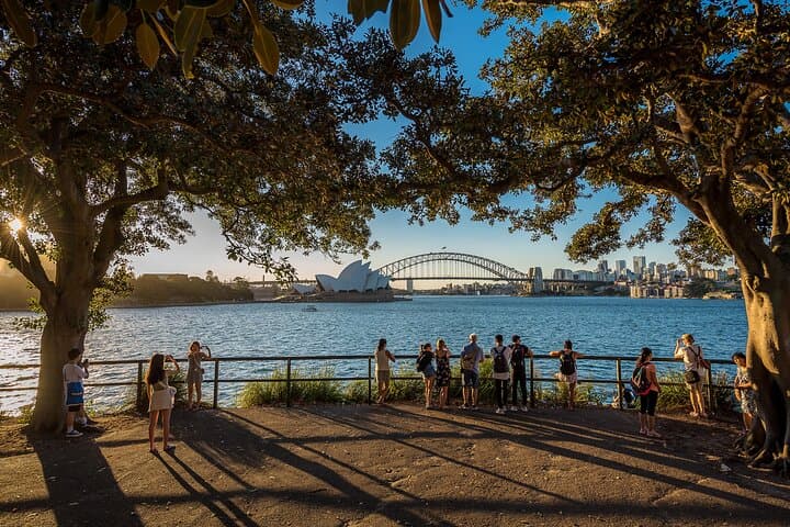 Full-Day Sydney Photo Tour & Harbour Cruise: Beaches, Bridge & Opera House