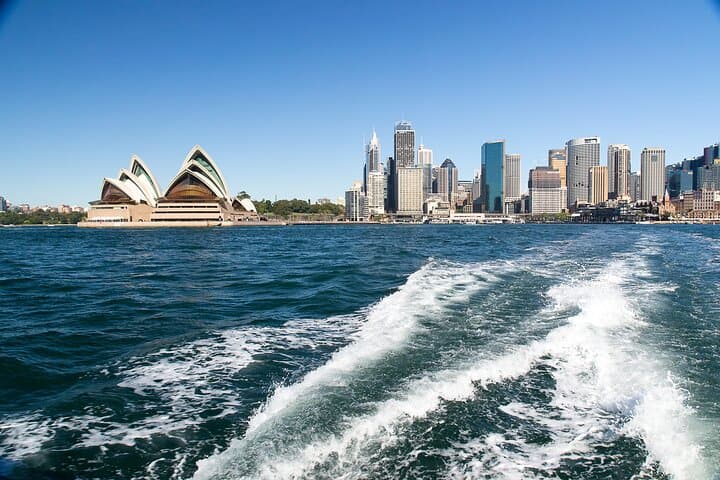 Full-Day Sydney Photo Tour & Harbour Cruise: Beaches, Bridge & Opera House photo 3