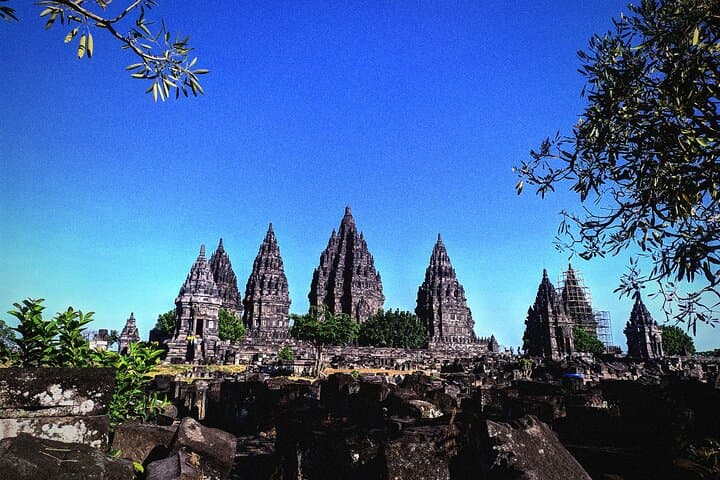 Borobudur & Prambanan Private Tour with Optional Merapi Jeep — Yogyakarta Day Trip photo 2