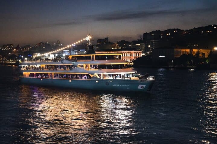 Bosphorus Dinner Cruise and Turkish Night: Evening Cruise with Live Shows