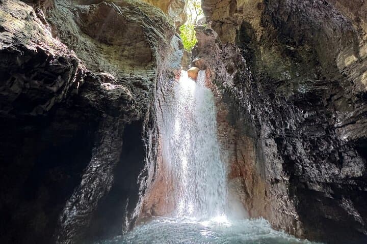 La Leona Waterfall from Tamarindo: Guided Day Trip with Lunch photo 4