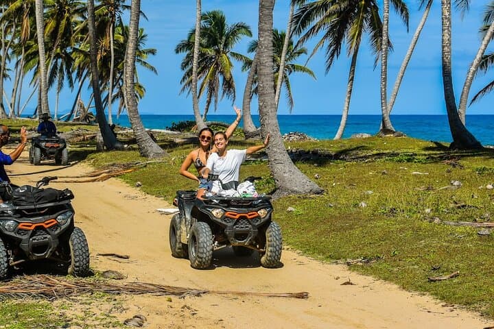 Horseback and 4x4 Beach Adventure in Miches — El Limón Day Trip photo 3