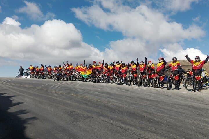 Death Road Bolivia: Full-Day Downhill Mountain Bike from La Paz photo 1