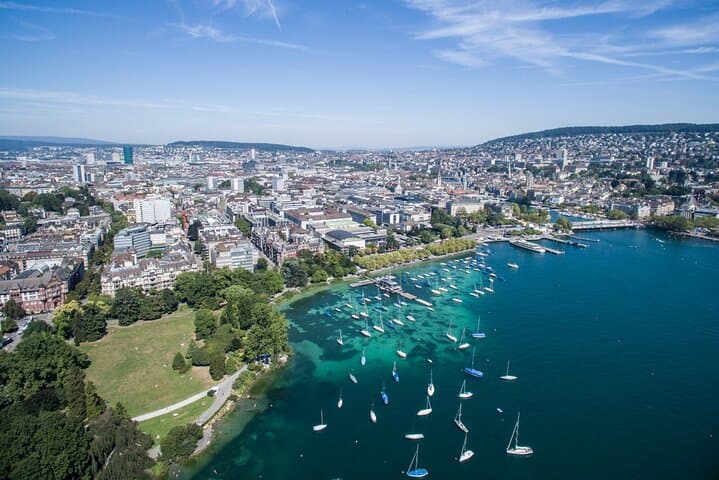 Private Zurich Day Tour from St Gallen — Lake Zurich, Old Town & Lindenhof
