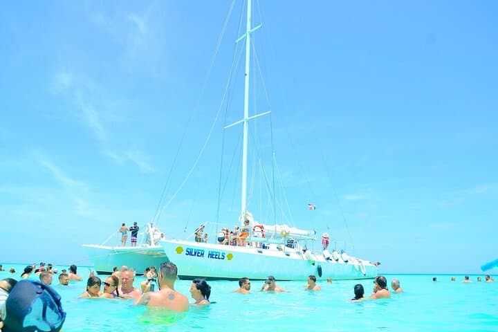Saona Island Day Trip from Santo Domingo: Catamaran, Natural Pool & Pristine Beaches photo 3