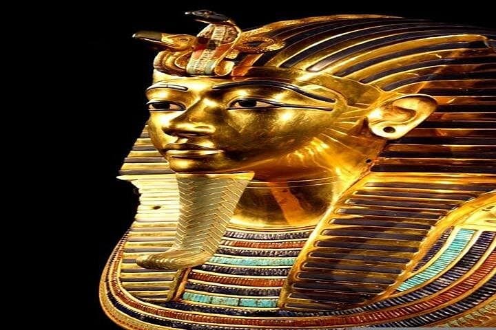 Cairo Private Day Tour: Giza Pyramids, Egyptian Museum & Khan El Khalili photo 3