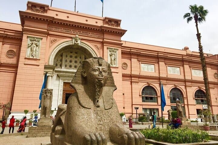 Cairo Day Tour: Egyptian Museum, Cairo Tower & Felucca Ride on the Nile