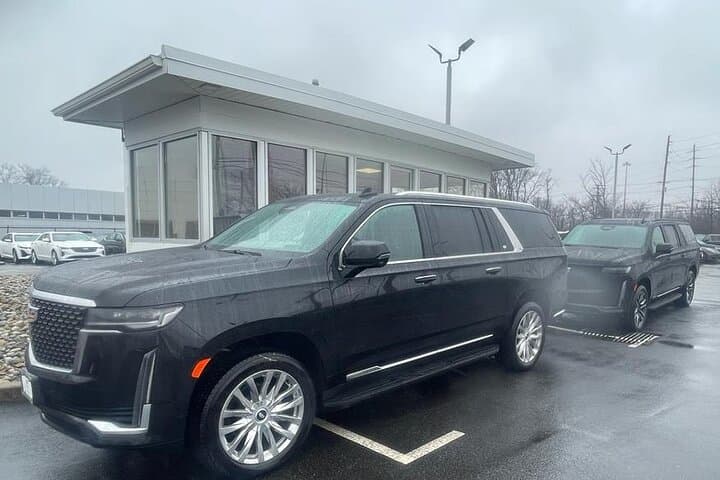 Private Philadelphia Chauffeur Transfer — Executive Sedans, SUVs & Vans photo 5