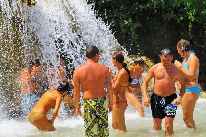 Ocho Rios Action Pack: Blue Hole, Dunn's River Falls & White River Tubing photo 5