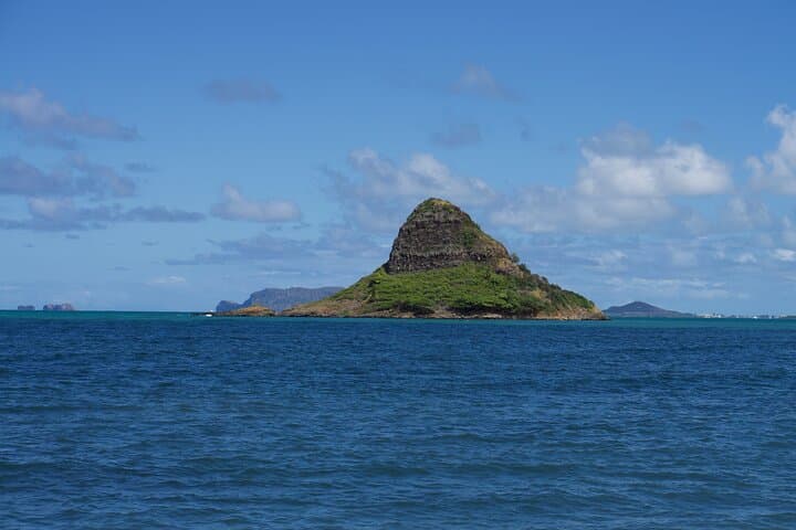 Customizable Private Oahu Tour from Ko Olina — Diamond Head, North Shore & Waterfalls photo 5