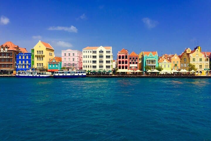 Private SUV Tour to Swim with Turtles at Playa Piskado, Curaçao (4–5 Hours) photo 5