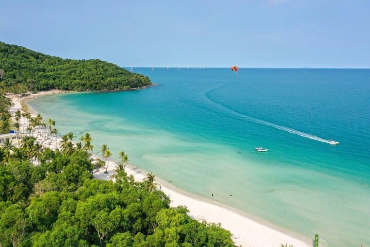 Full-Day Phu Quoc: 4-Island Speedboat Cruise & World's Longest Sea Cable Car photo 2