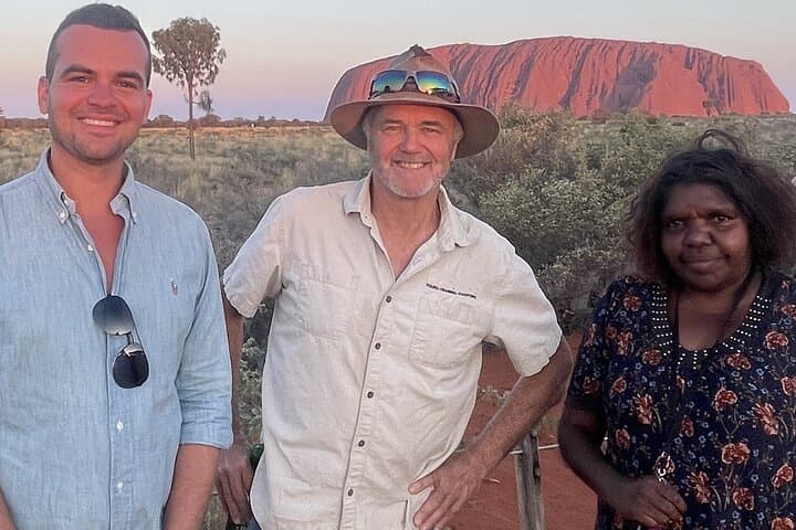 Sunrise at Uluru: Private Cultural Tour with Local Anangu Insights
