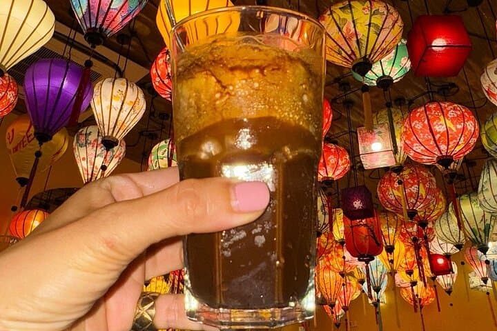 Hanoi street food walk and Train Street experience: Old Quarter tasting tour photo 5
