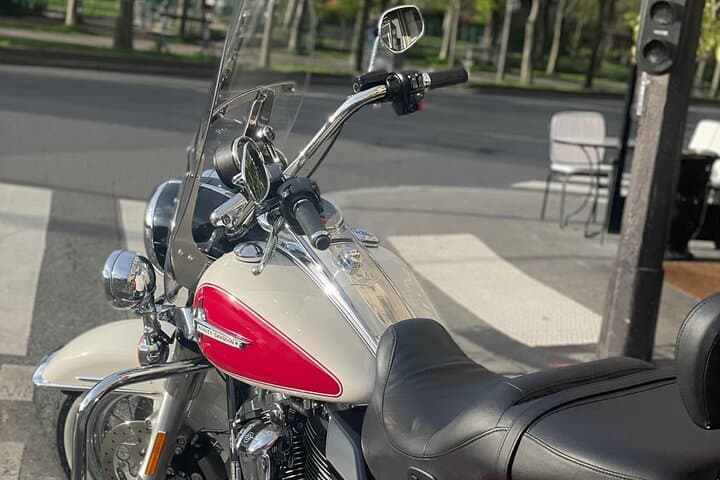 Vintage Motorcycle Rental in Paris: Ride Classic Iron Through Historic Streets photo 3