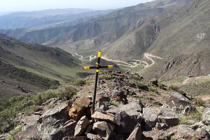 Vallecitos Full-Day Trek from Mendoza: Andes Hiking in Potrerillos photo 6