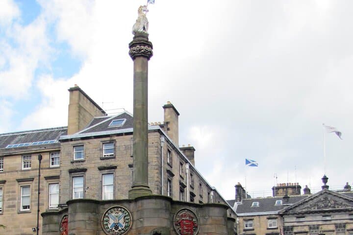 Culross Outlander Walking Tour from Edinburgh: Historic Filming Locations & Palace Visit photo 3
