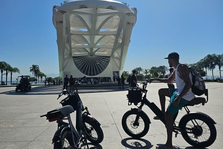 Electric Bike Through Rio: Historic Center to Ipanema Guided Tour photo 2