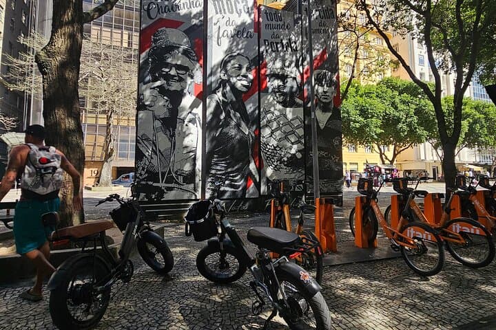Electric Bike Through Rio: Historic Center to Ipanema Guided Tour photo 4