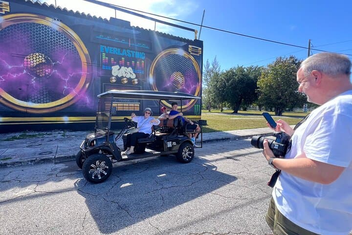 Wynwood Graffiti Golf Cart Tour: Explore Miami’s Bold Street Art in One Hour photo 2