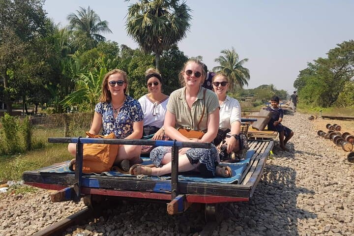 Battambang City Highlights: Private Guided Tour & Bamboo Train Experience