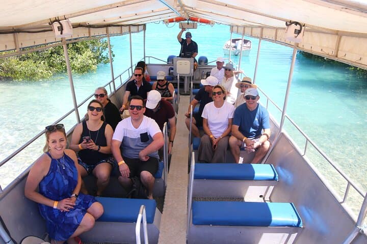 Broome Helicopter to Willie Creek Pearl Farm: Scenic Flight, Boat Cruise & Live Pearl Harvest photo 6