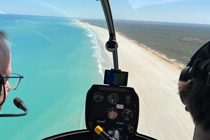 Broome Helicopter Flight: 30-Minute Scenic Tour Over Cable Beach & Willie Creek photo 4