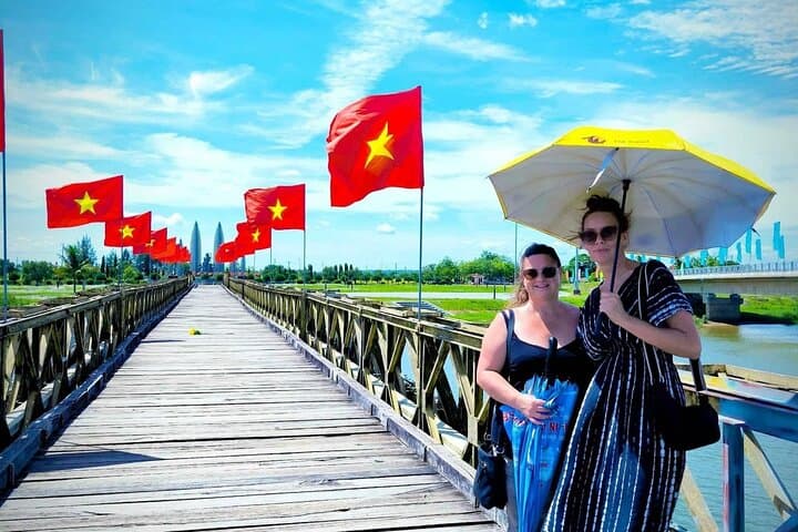 Hue to DMZ: Vinh Moc Tunnels, Khe Sanh & 17th Parallel History photo 2